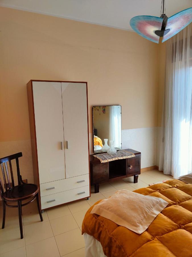 Appartamento In Villa Virginia Fino A 10 Ospiti Mondragone Exterior photo